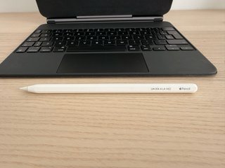 iPad Air 4 256GB Rosa + Pencil y Teclado