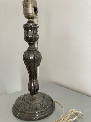 Lámpara de mesa clásica,  plata d ley con cadenita