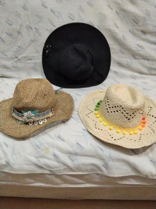 3 Sombreros