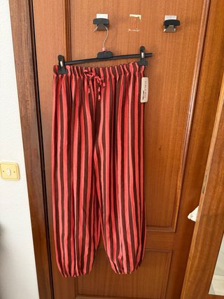 Pantalón lino rayas marrón y coral