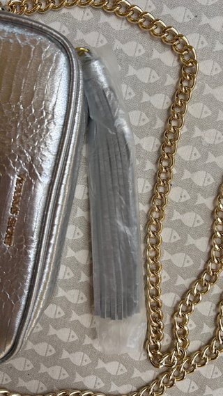 Bolso Victoria's Secret Plateado Cadena Dorada