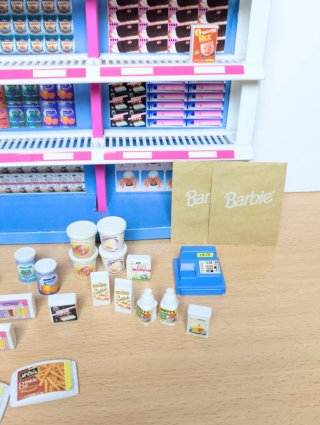 Supermercado barbie and kelly shopping fun