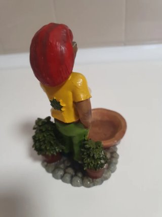 Figura músico Yembe con tambor y cenicero