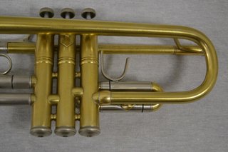 Trompeta Bach Stradivarius 25L Corporation