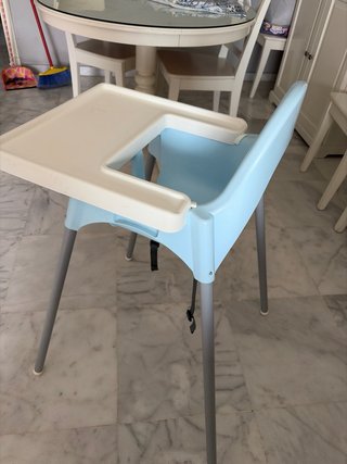 Trona IKEA para bebé