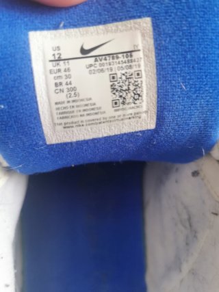 Zapatillas Nike Azules, Blancas y Amarillas