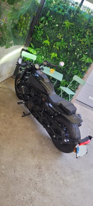 Harley Davidson Sportster 1250 Negra