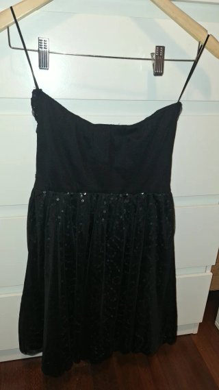 Vestido de fiesta palabra de honor negro