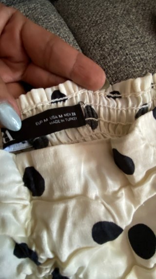 Top Zara lunares blanco y negro