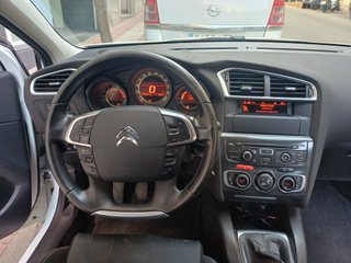 Citroen C4 2012, acabado Collection, muy equipado
