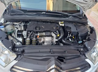 Citroen C4 2012, acabado Collection, muy equipado