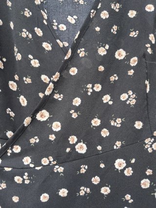 Vestido midi floral negro Talla XS
