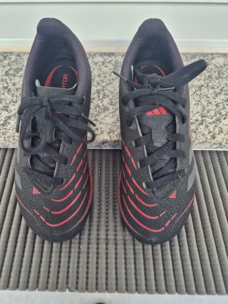 Botas de fútbol Adidas Predator niño