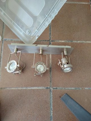 Lámpara de techo plateada 3 focos