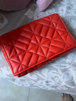 Borsa Zara trapuntata con catena rossa o arancione