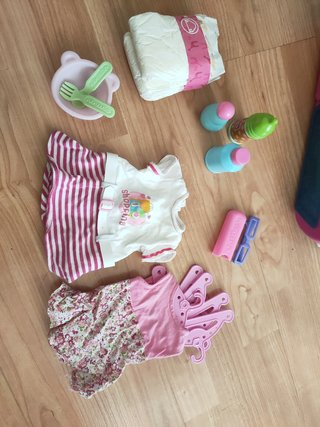 Nenuco Doctora bebé con accesorios