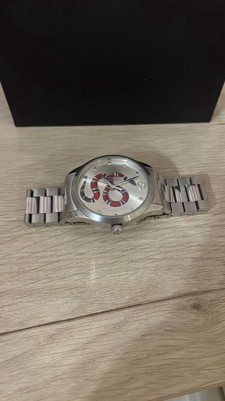 Reloj Gucci Serpiente Plata y Rojo Sin Usar