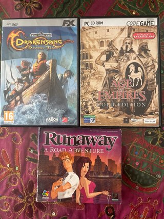 Lote Videojuegos PC: Tomb Raider, Sims 2...