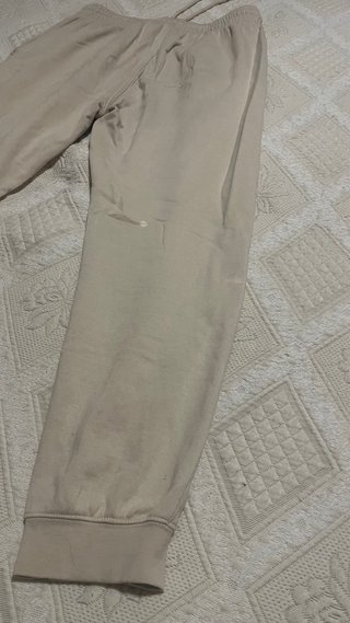 Pantalones beige
