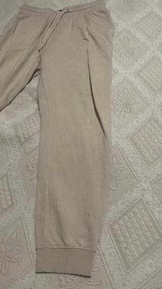 Pantalones beige