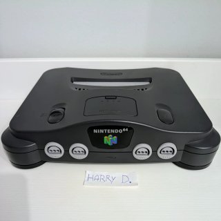 Console Nintendo 64 con scatola