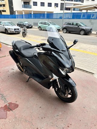 Yamaha Tmax 530 Negra