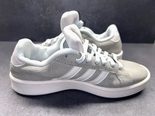 Adidas Grand Court grises