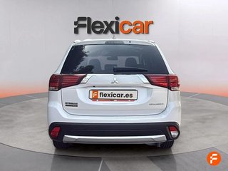 Mitsubishi Outlander 200 MPI Motion CVT 2WD 7 Plazas