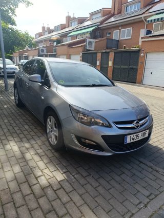 Opel Astra 2014