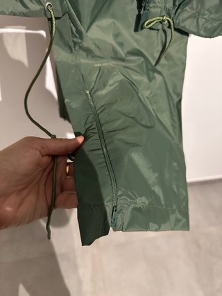 Chubasquero dos piezas verde