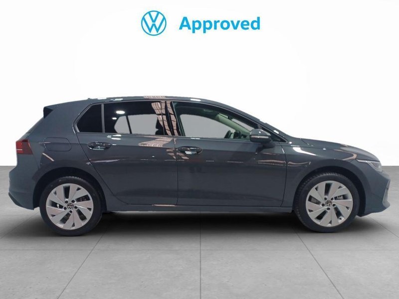 Volkswagen Golf 2025, foto 3