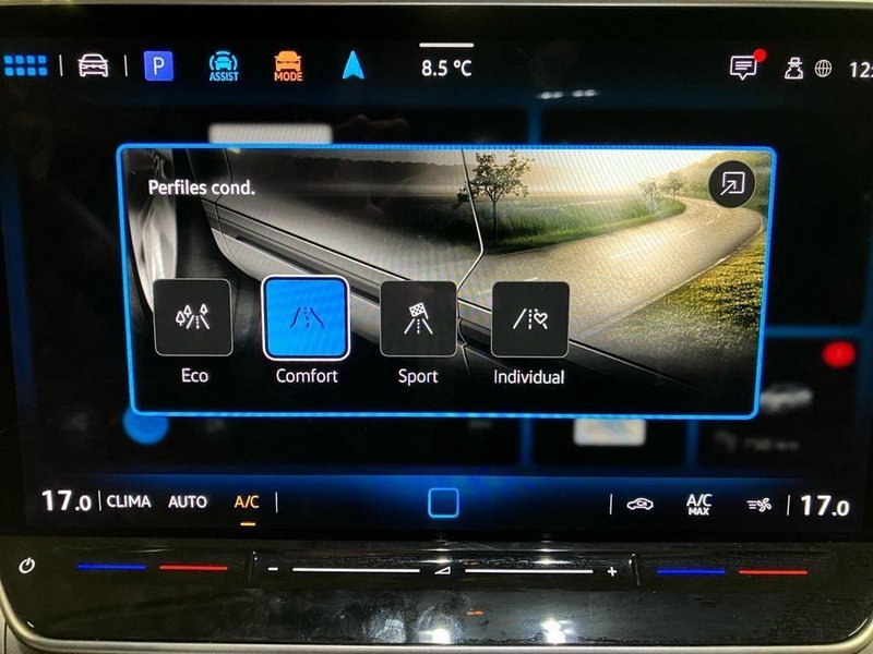Volkswagen Golf 2025, foto 16