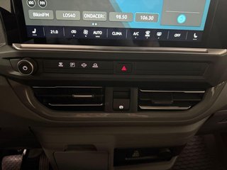 Volkswagen e-Caravelle Batalla Corta 64 kWh 160 kW (218 CV)