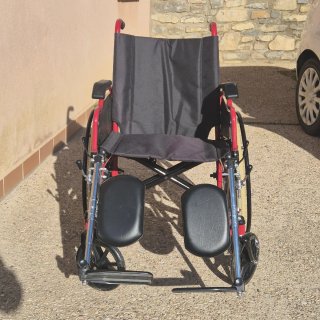 Silla de ruedas sin uso
