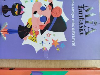Llibres 1, 2 i 3 + 5 de regal col. Mia Fantasia