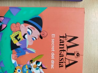 Llibres 1, 2 i 3 + 5 de regal col. Mia Fantasia