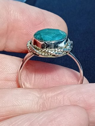 Anillo Plata Ley Piedra esmeralda facetada
