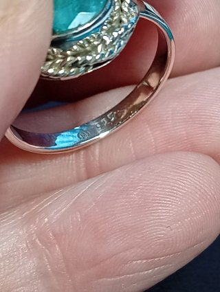 Anillo Plata Ley Piedra esmeralda facetada