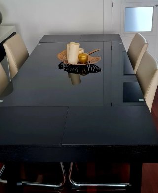 Mesa Comedor Cristal y Madera + 4 sillas comedor