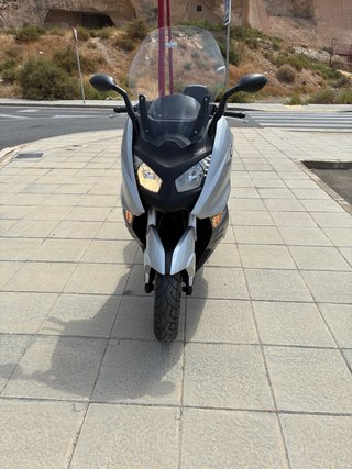 BMW 650 Sport Maxi Scooter Gris