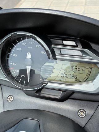 BMW 650 Sport Maxi Scooter Gris