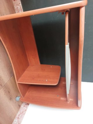 Mesa escritorio con ruedas