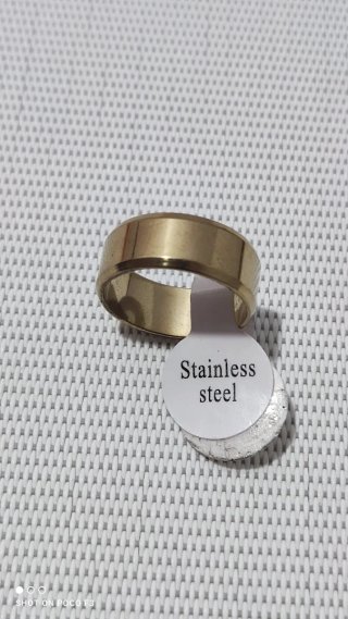 Anillo Acero Inoxidable Talla 19 Dorado