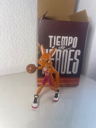 Figura Vulpi UCAM Baloncesto