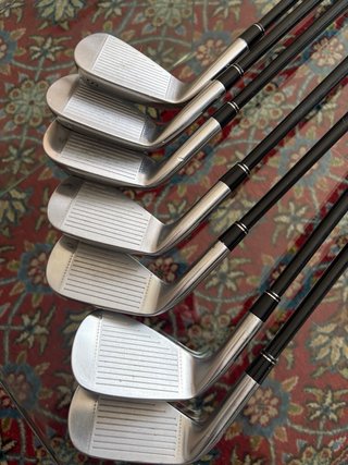 Juego de hierros de golf japoneses