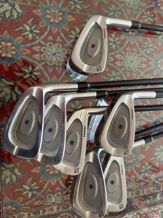 Juego de hierros de golf japoneses