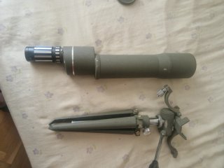 Telescopio con trípode