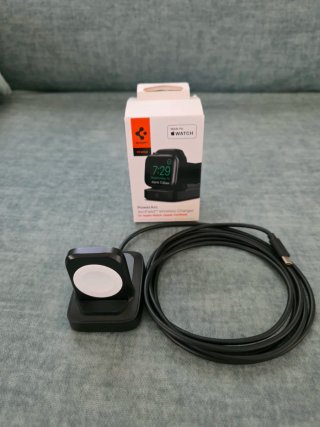 Cargador Spigen Apple Watch MFi