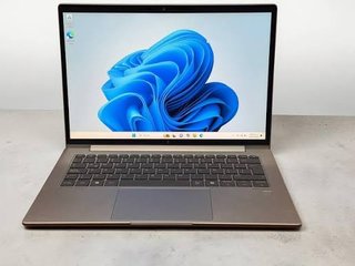 Portátil HP EliteBook 645 G11 Plata