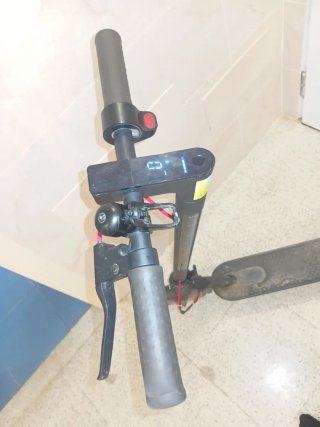 Patinete eléctrico en buen estado
